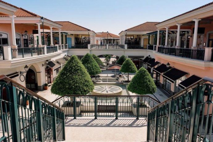 Névoa Group acquires Campera Outlet and Ferrara Plaza